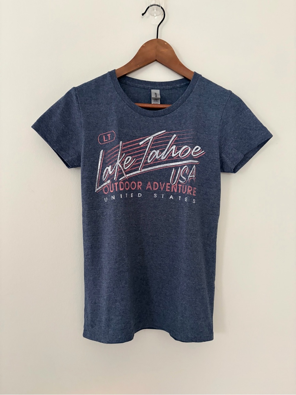 Gildan Lake Tahoe Graphic T-Shirt size Small Blue Heavy Cotton Casual Travel USA